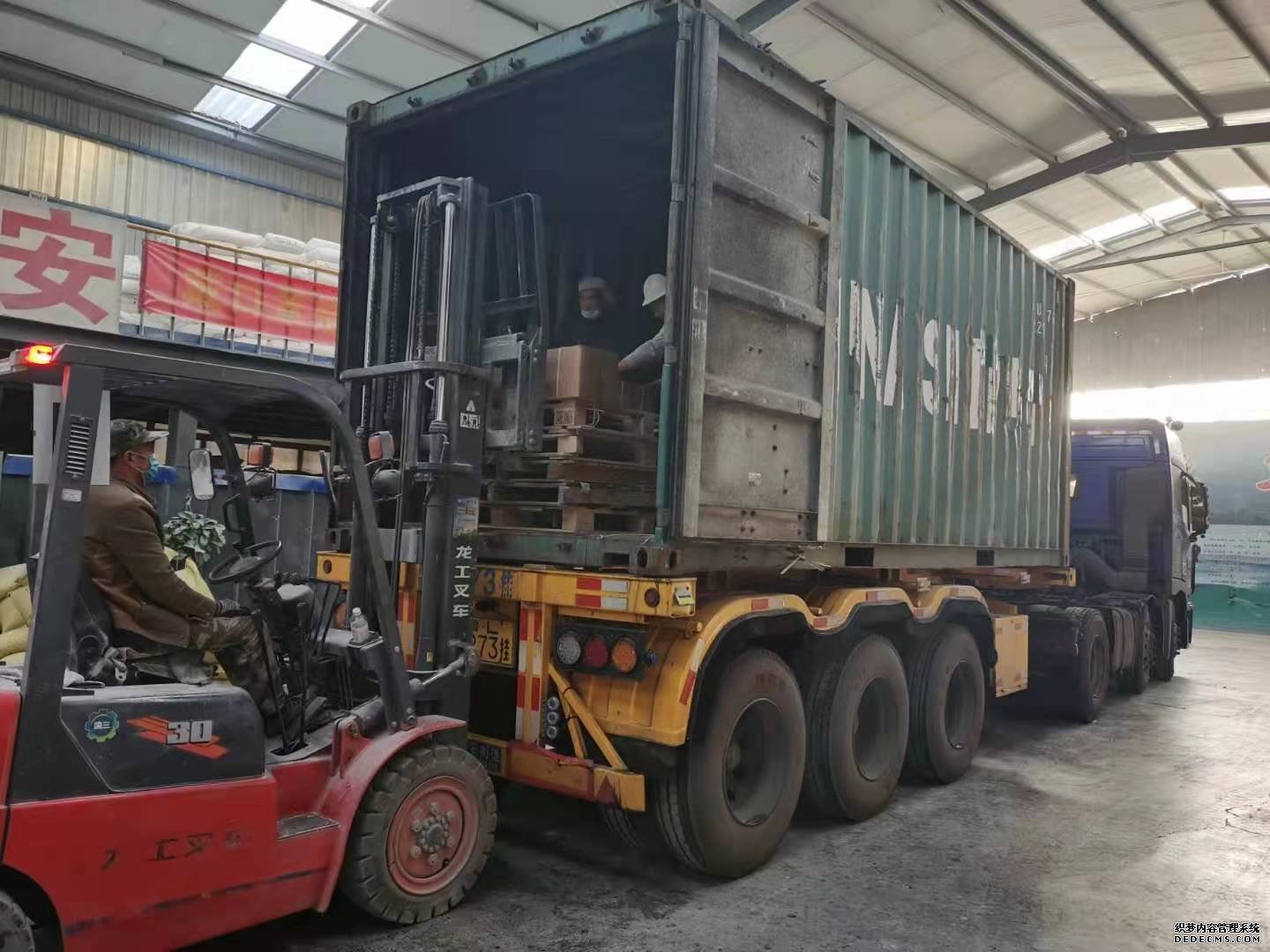 PE吹膜专用塑料消泡母料正常提货中~